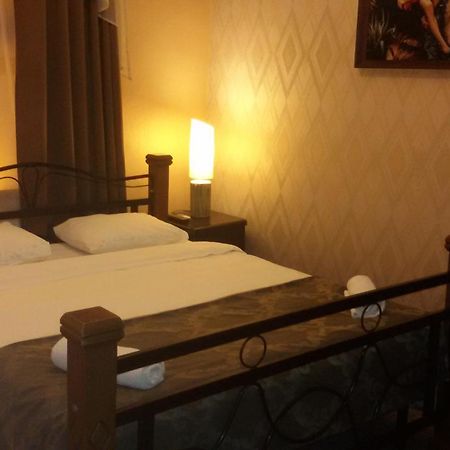 Hotel Old Rustaveli Tbilisi ภายนอก รูปภาพ