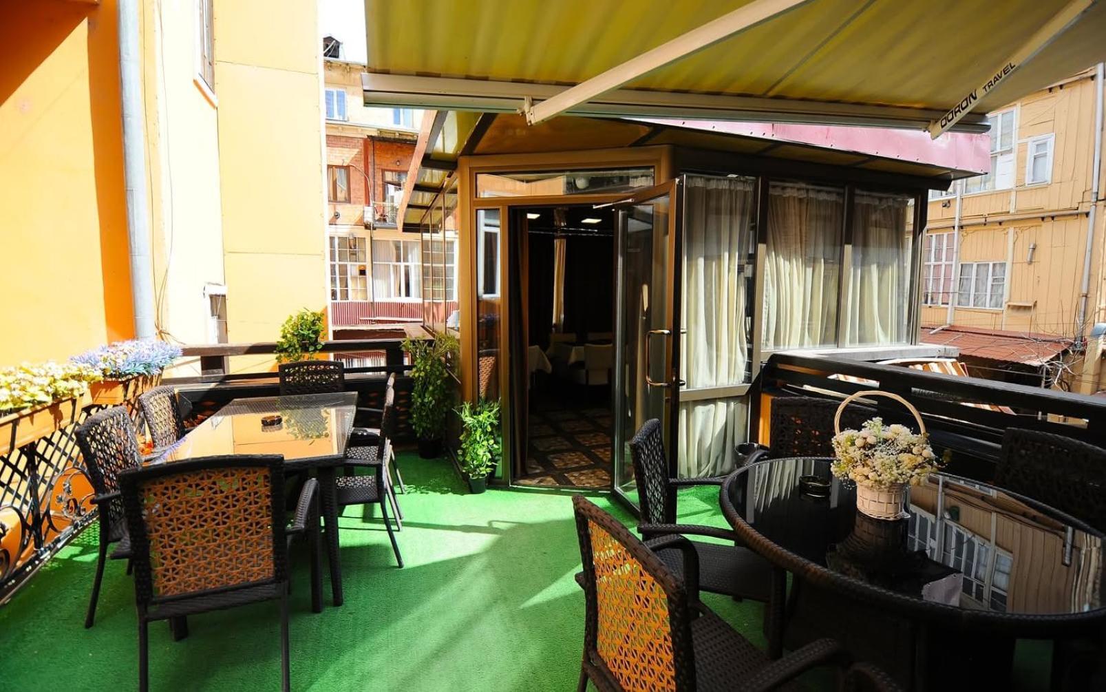 Hotel Old Rustaveli Tbilisi ภายนอก รูปภาพ